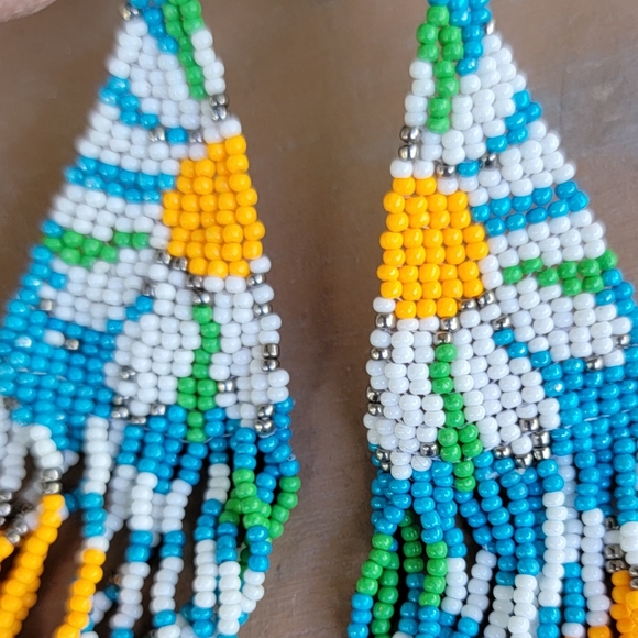 💣LAST 1🌈 Turquoise blue Daisy Flower Seed bead fringe earrings boho hippie - Picture 2 of 7